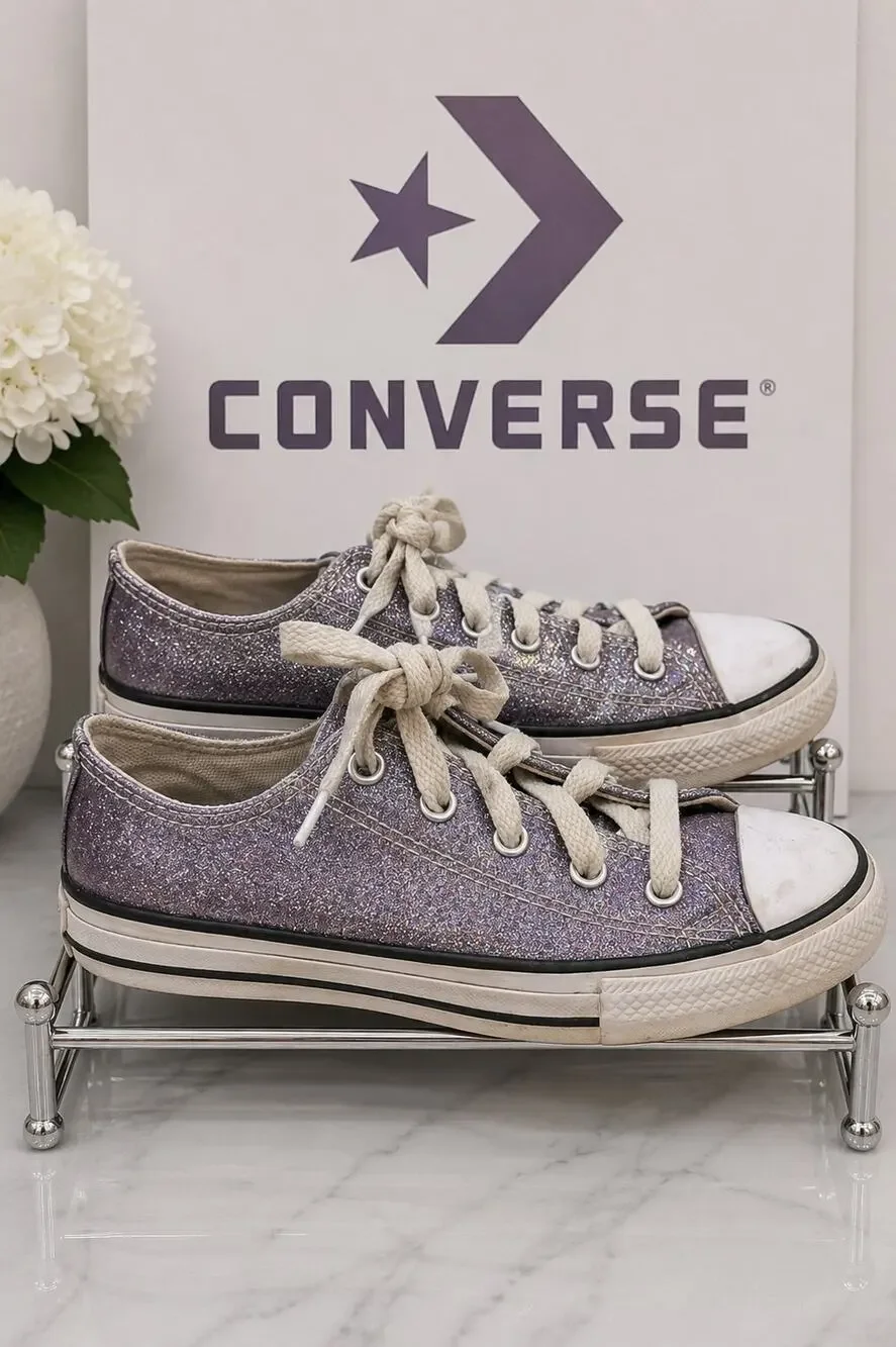 Converse Chuck Taylor All Star Glitter Low Top Junior Size 1 Purple 668468C